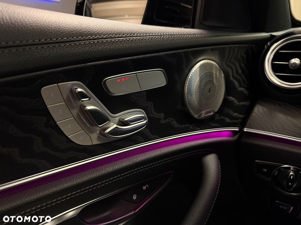 Mercedes-Benz Klasa E - 19