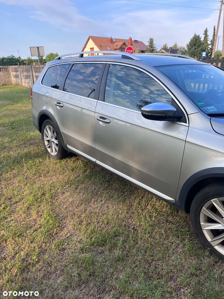 Volkswagen Passat Alltrack - 8