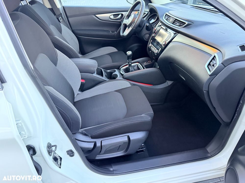 Nissan Qashqai - 23