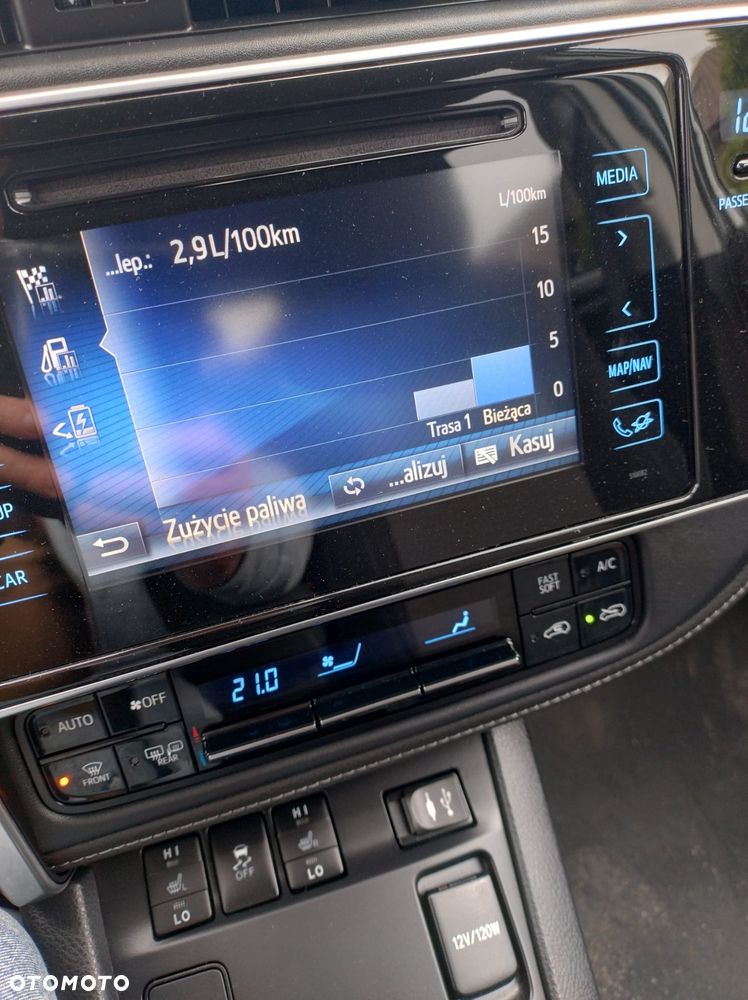 Toyota Auris - 24
