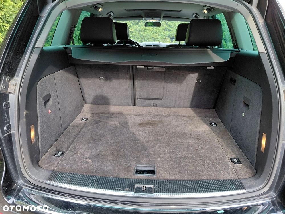 Volkswagen Touareg - 8