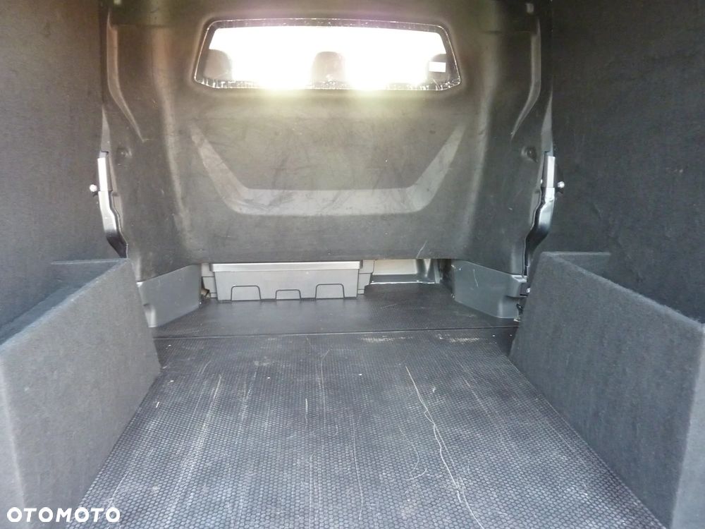 Renault TRAFIC - 34