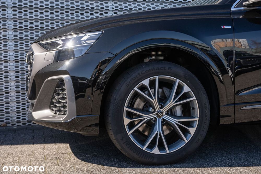 Audi Q8 - 6