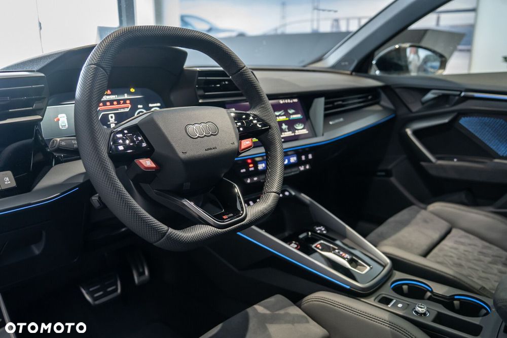 Audi RS3 Sportback - 12