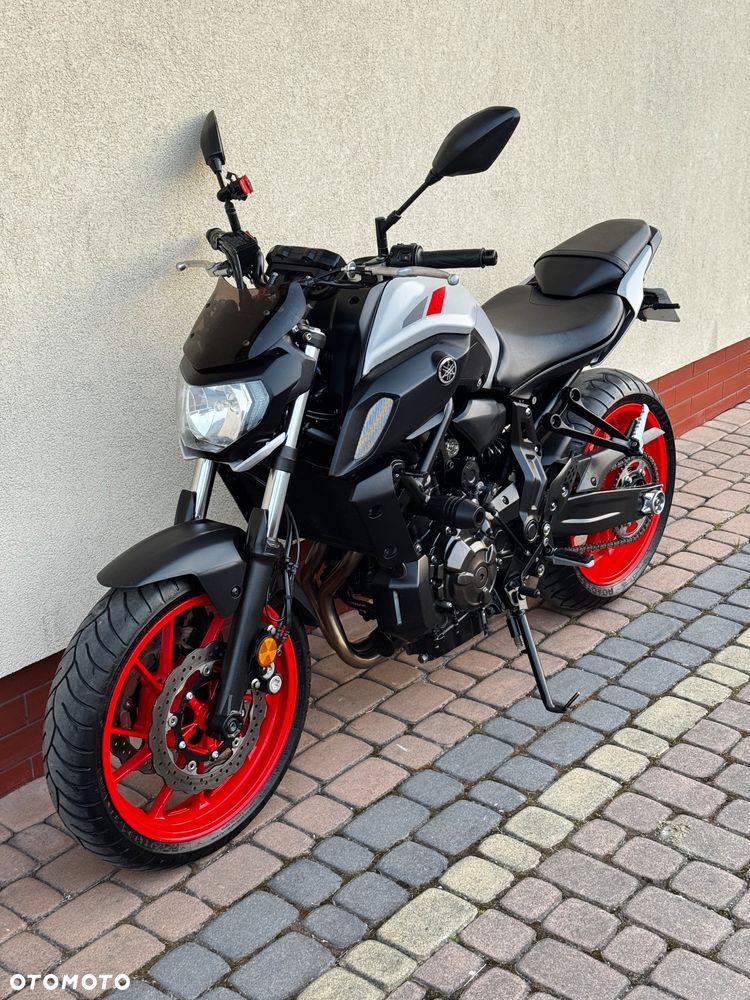 Yamaha MT - 4