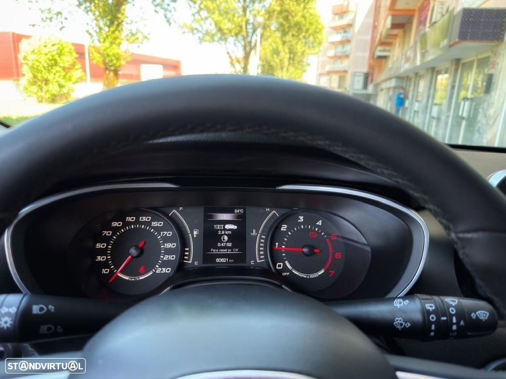 Fiat Tipo Station Wagon 1.3 M-Jet Lounge - 22