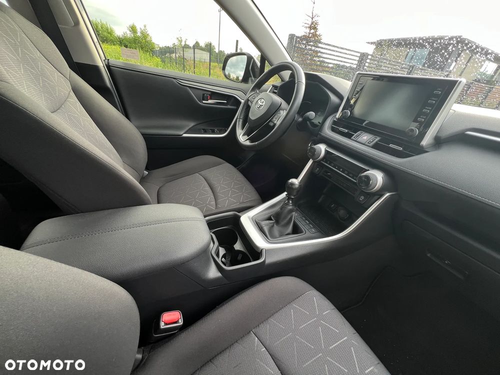 Toyota RAV4 2.0 Active 4x2 - 34