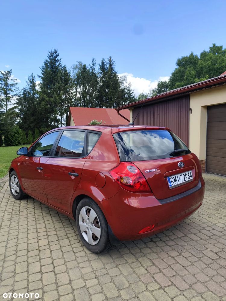 Kia Ceed 1.4 Comfort - 8