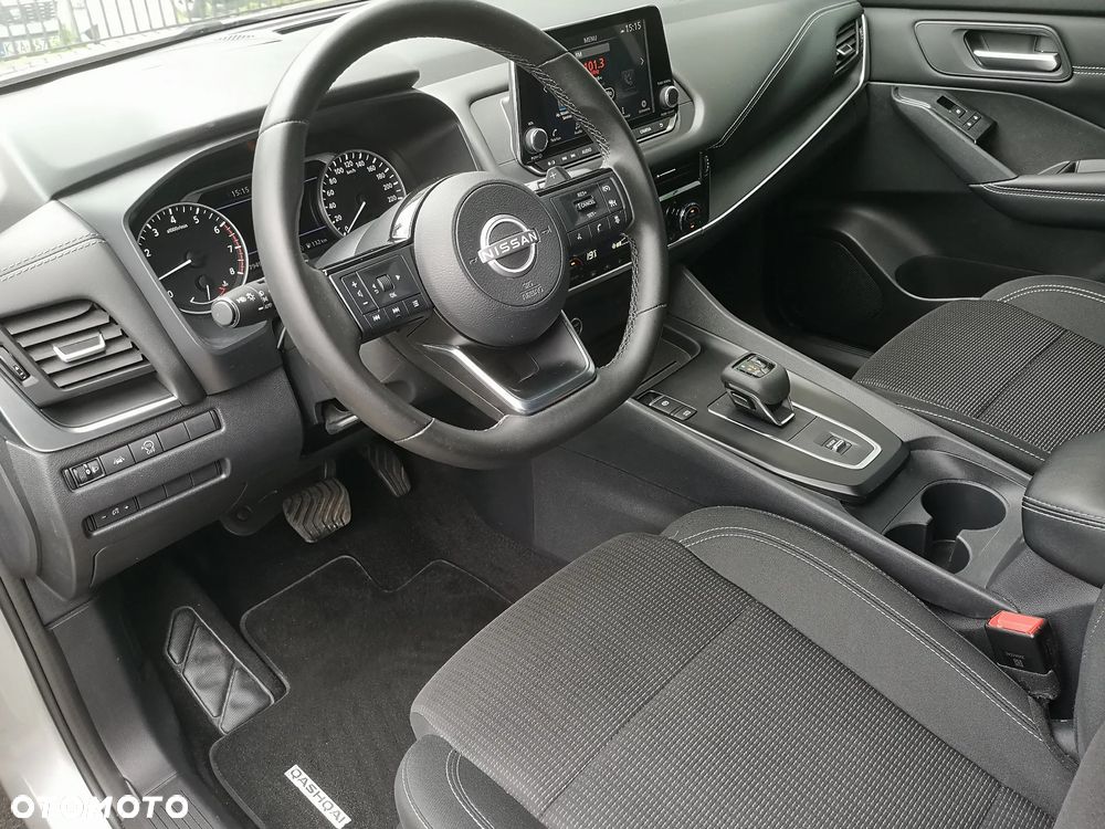 Nissan Qashqai 1.3 DIG-T N-Connecta DCT - 10