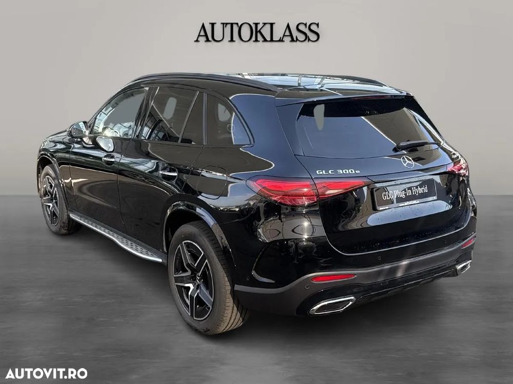 Mercedes-Benz GLC 300 e 4MATIC - 7