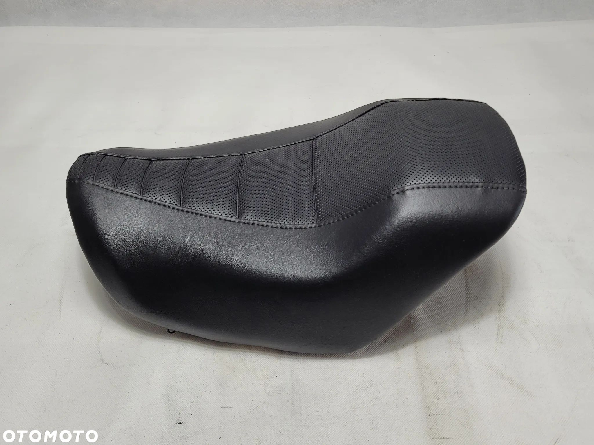 Kanapa siedzienie Harley Davidson V Rod VRSCR Street Rod 52415-06 - 1