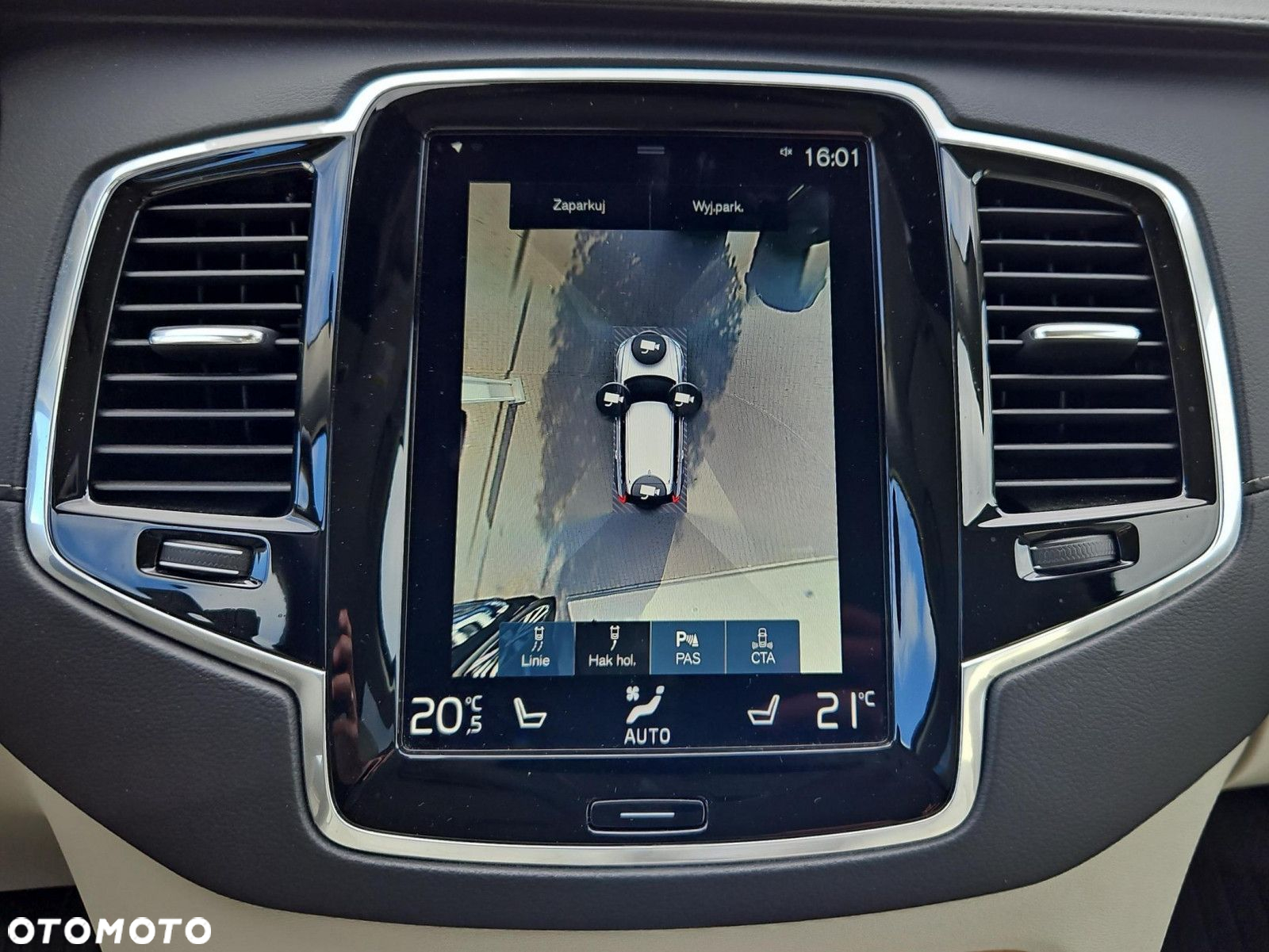 Volvo XC 90 D5 SCR AWD Inscription 7os - 20