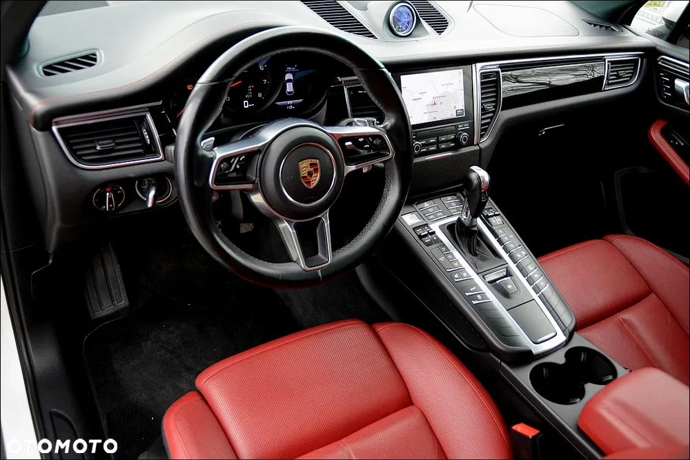 Porsche Macan Standard - 22