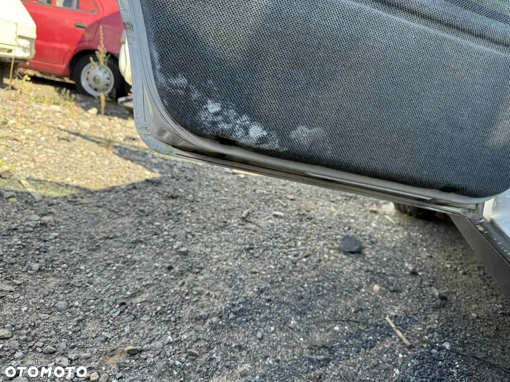 Drzwi lewe tylne Volkswagen GOLF II !! VW - 3