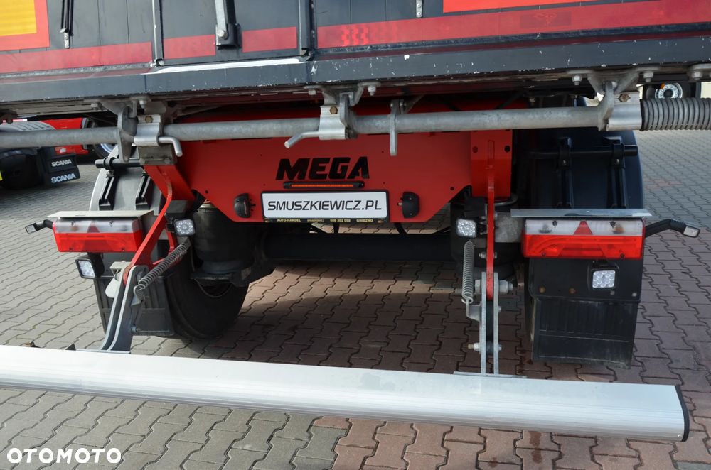 Mega LIGHT / BENALU / WYWROTKA ALU 44 m3 / 12.2023r / OŚ POD. / 5880kg / SAF / 0807 - 12
