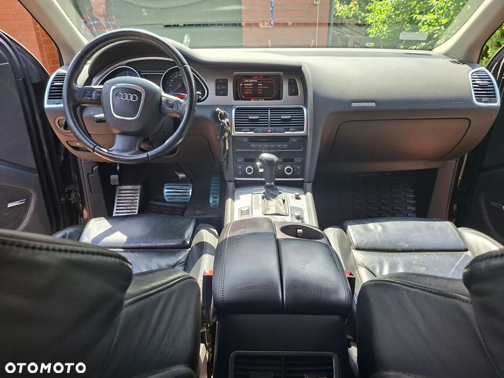 Audi Q7 - 8