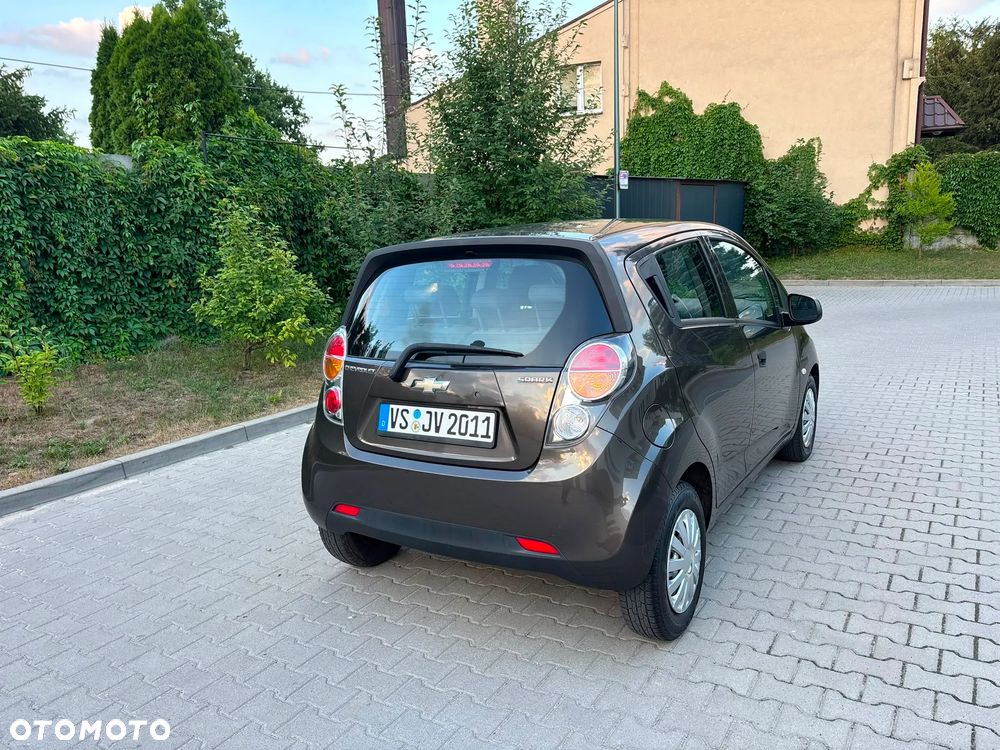 Chevrolet Spark - 17