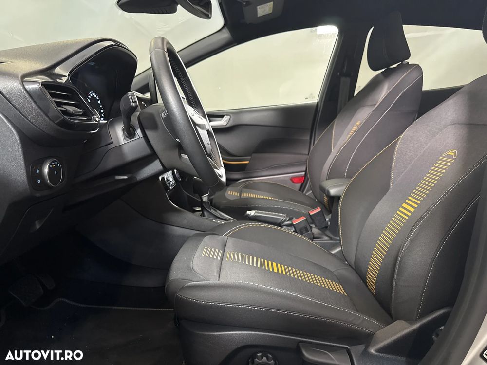 Ford Fiesta - 23