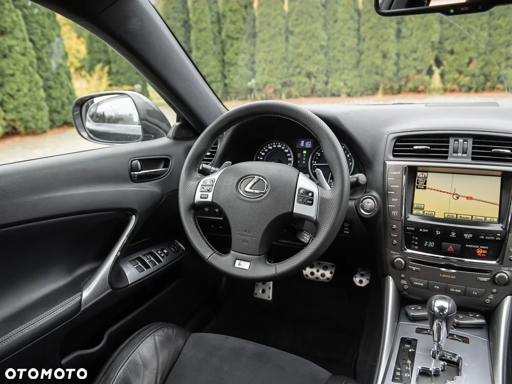 Lexus IS - 26