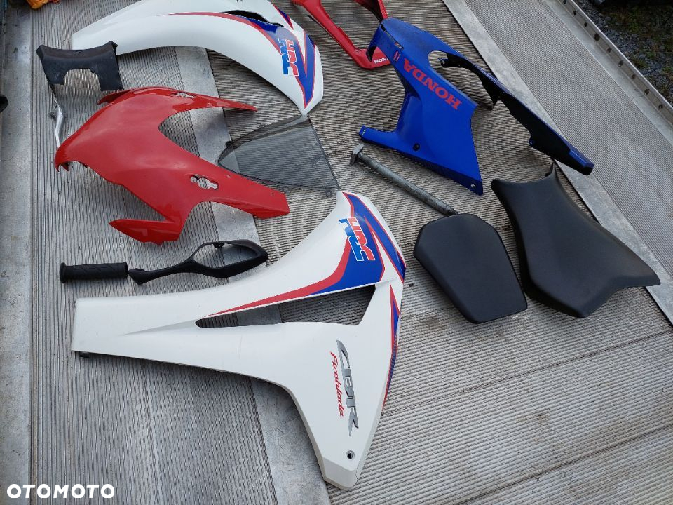 HONDA CBR 1000 RR SC59 HRC bok boczek owiewka czasza siedzenie ogon 08r - 4