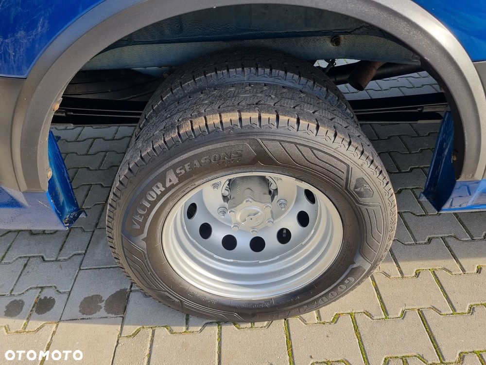 Volkswagen Crafter - 21