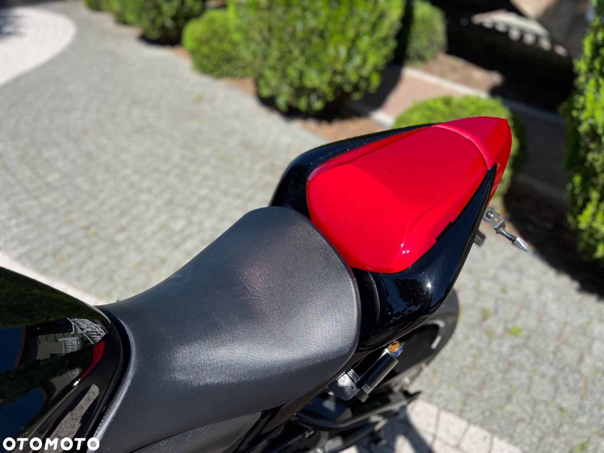 Suzuki GSX - 32