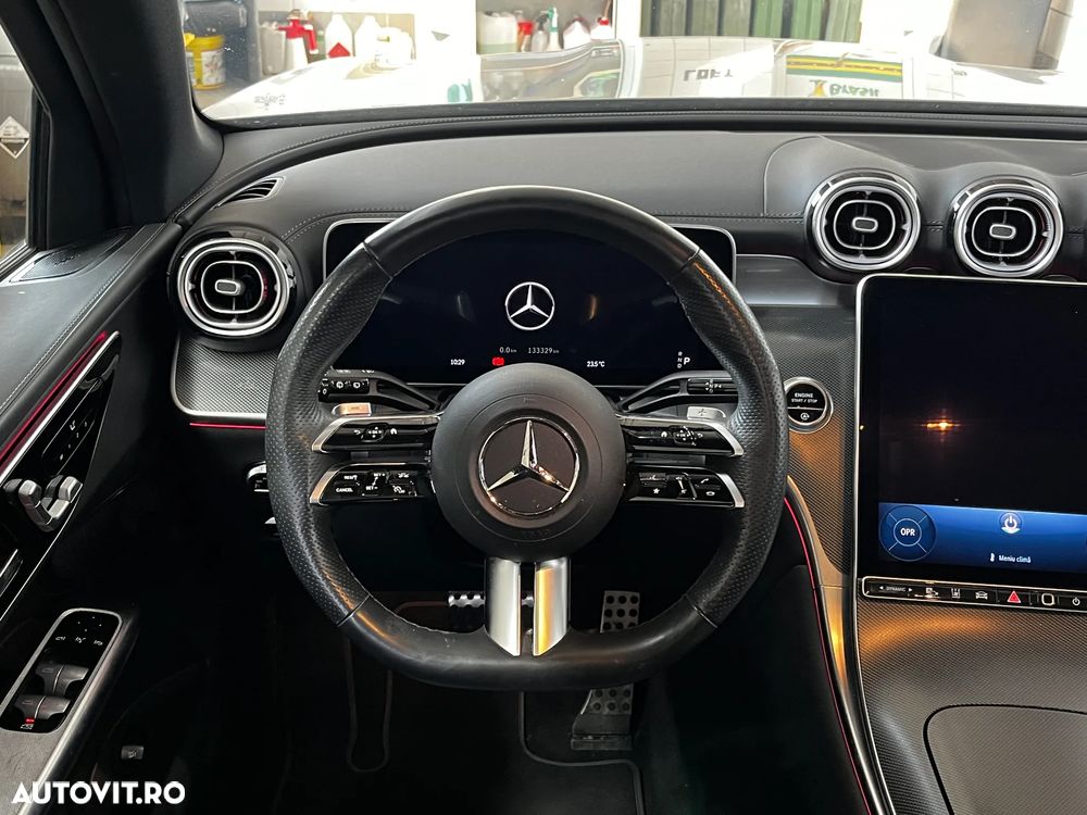 Mercedes-Benz GLC - 14