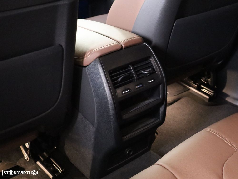 BMW X5 xDrive45e - 25