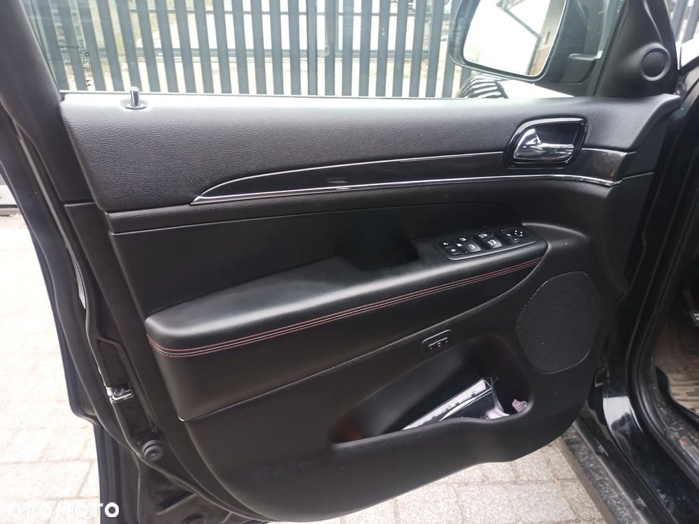 Jeep Grand Cherokee 5.7 V8 HEMI Summit - 20