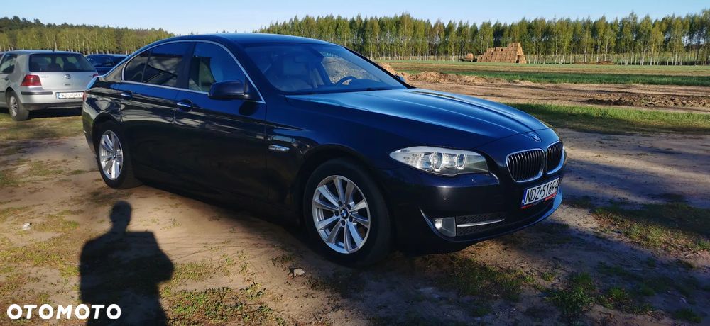 BMW Seria 5 525d - 4