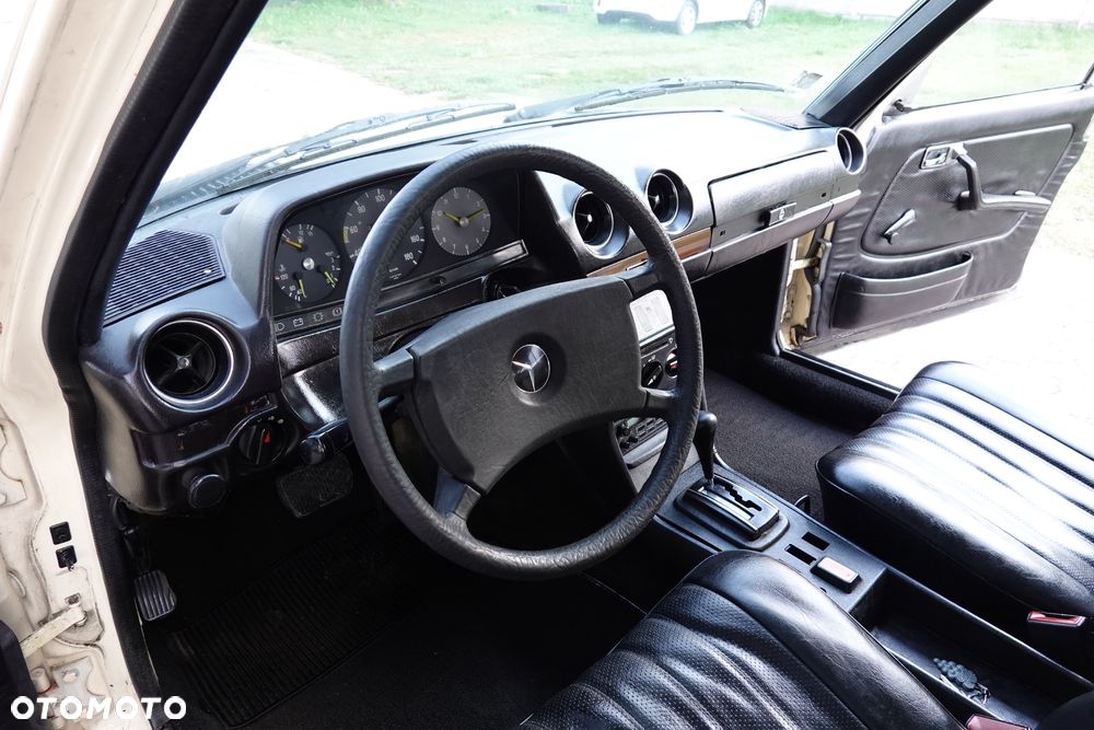 Mercedes-Benz W123 - 6
