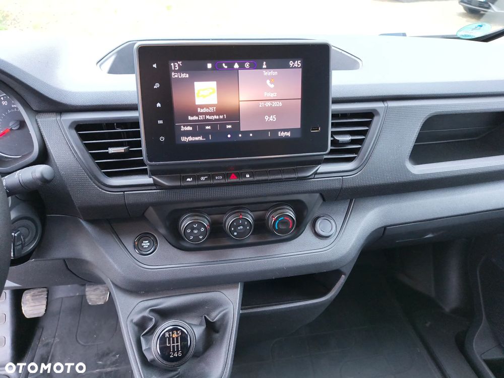 Renault Trafic 2,0dci LONG - 21