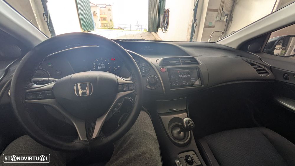 Honda Civic 1.8 Sport - 20