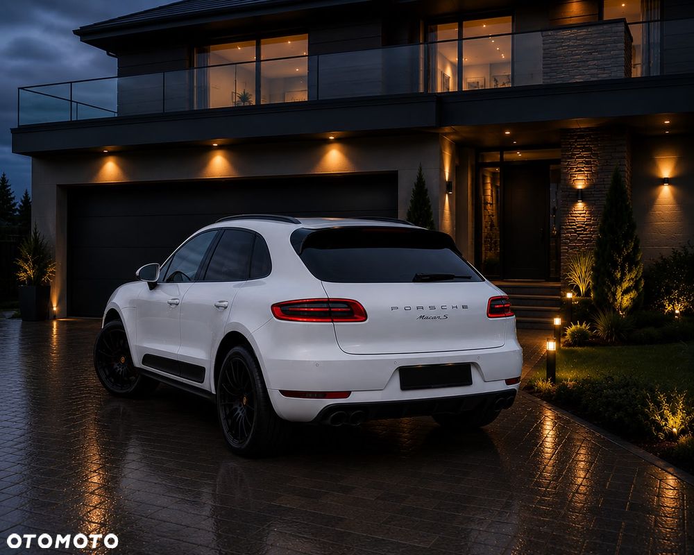 Porsche Macan Standard - 2