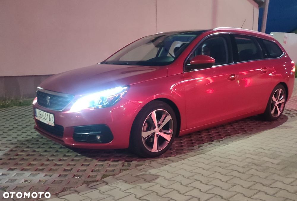 Peugeot 308 1.2 PureTech Allure S&S - 12