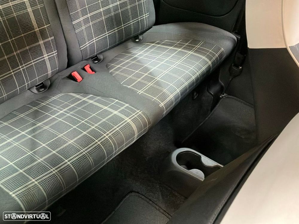 Fiat 500 1.0 Hybrid Lounge - 13
