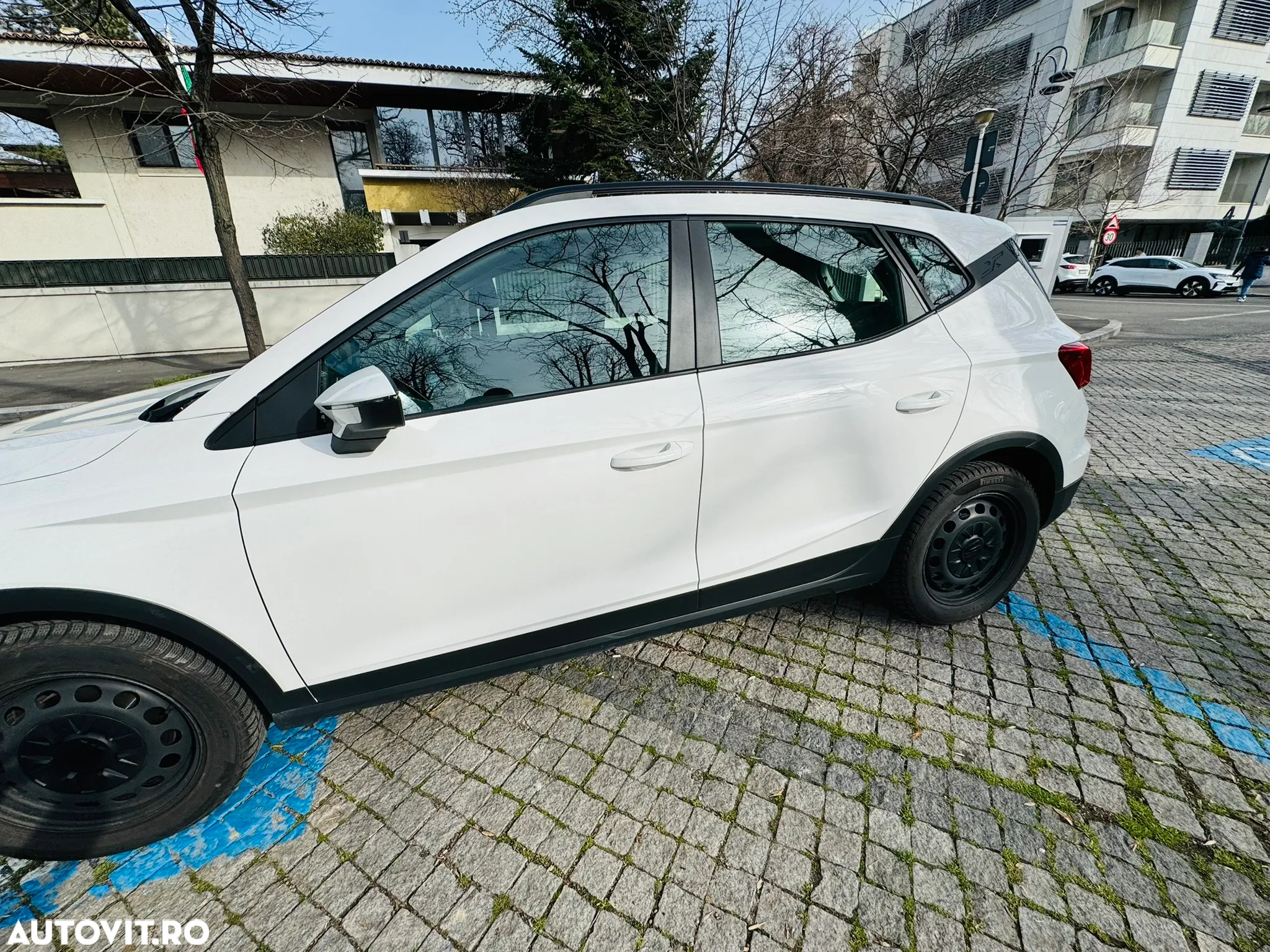 Seat Arona - 10