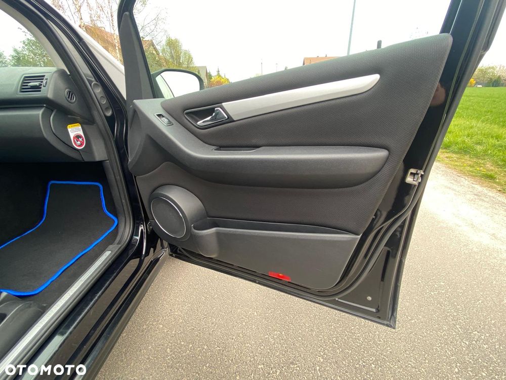 Mercedes-Benz Klasa A 170 Avantgarde - 17