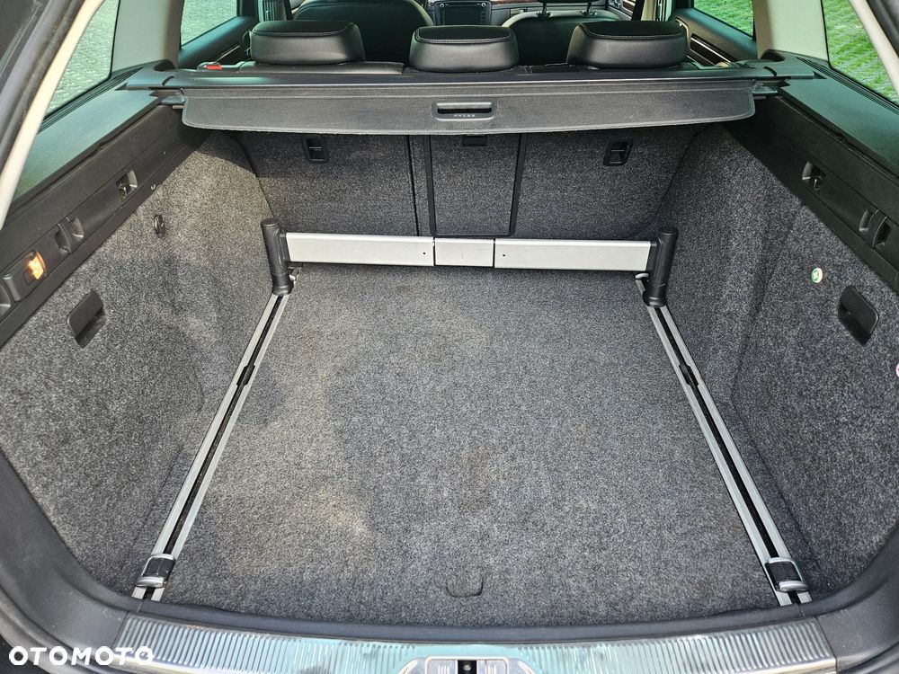 Skoda Superb 2.0 TDI DSG Elegance - 26