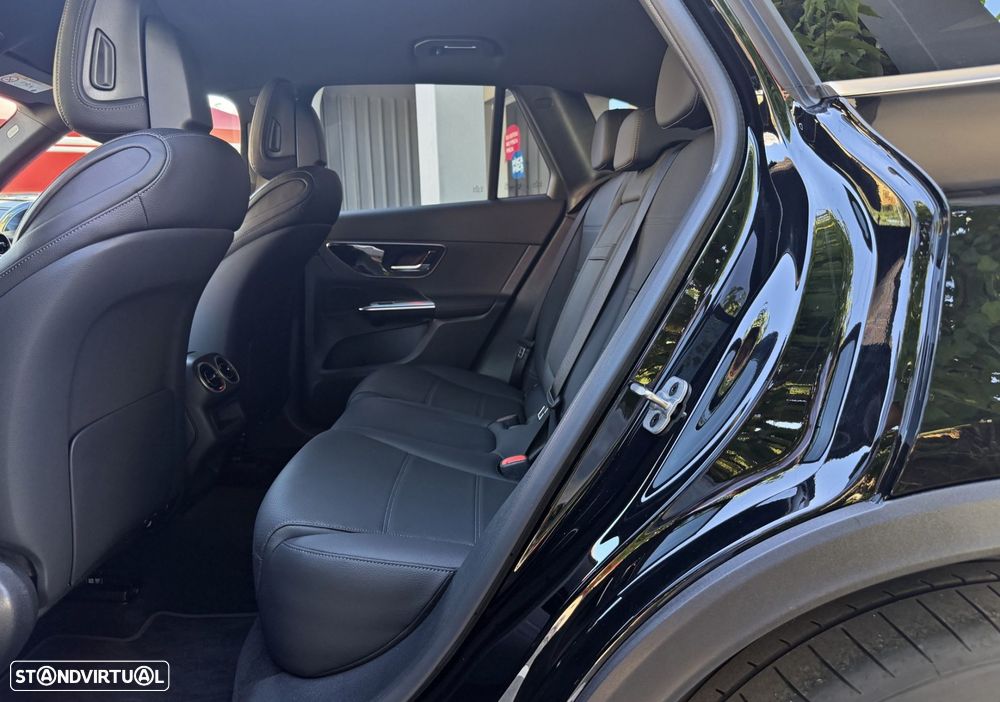Mercedes-Benz GLC 300 - 21