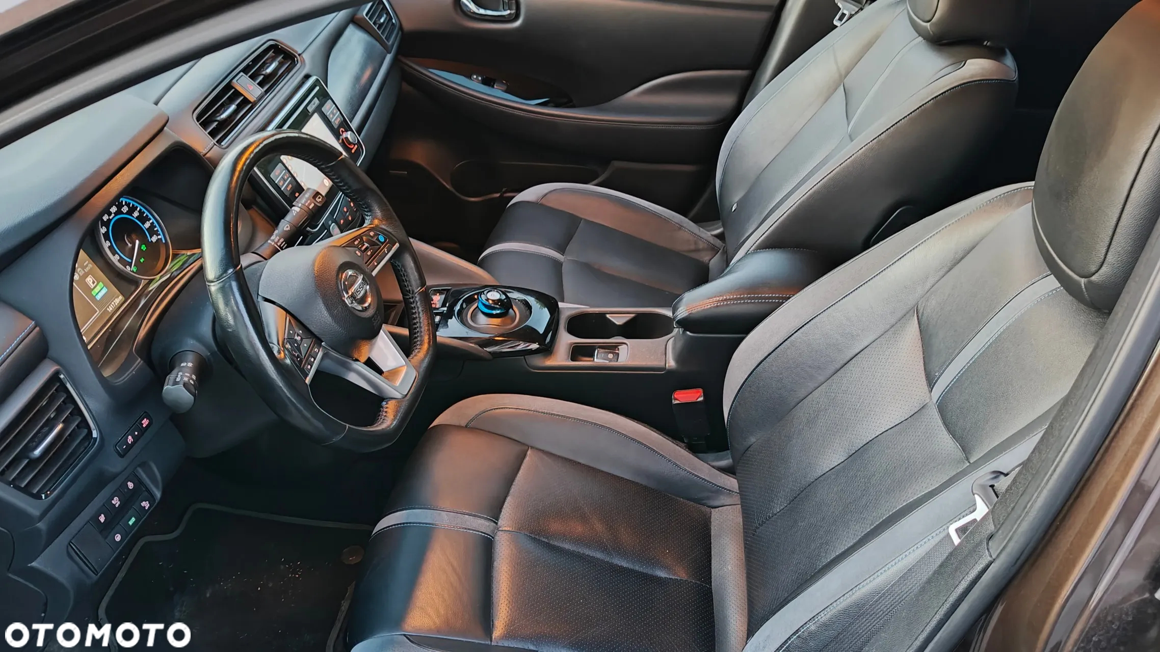 Nissan Leaf 40kWh Tekna - 15