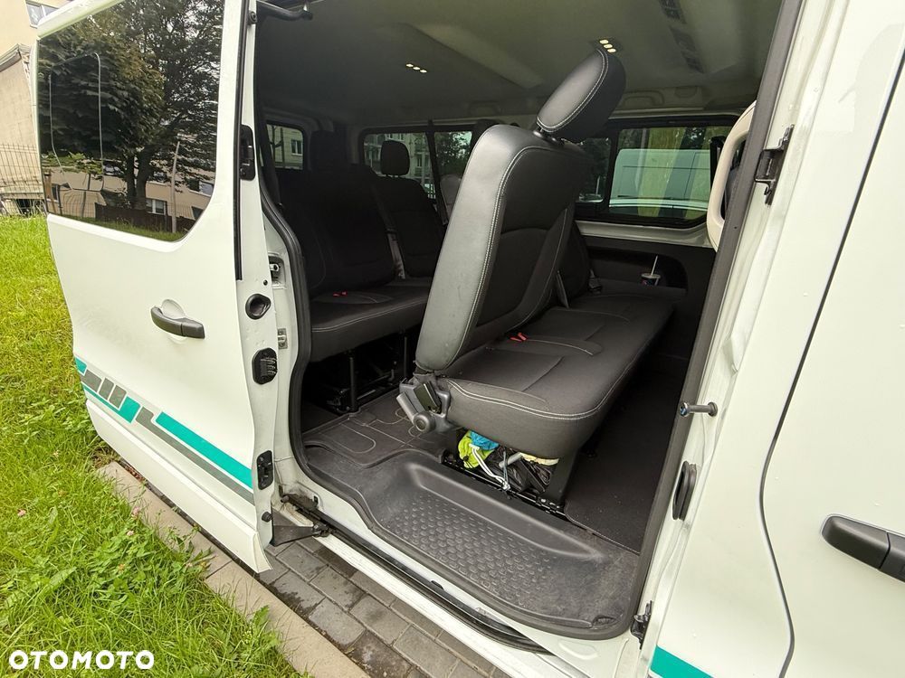 Renault Trafic - 18