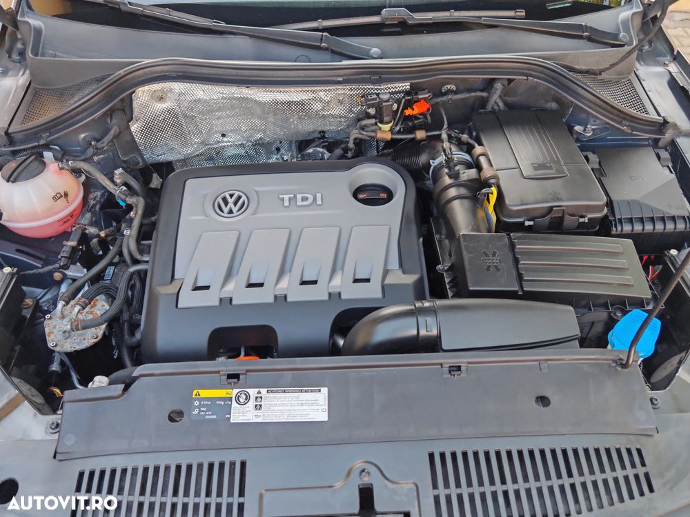 Volkswagen Tiguan 2.0 TDI DPF 4Motion BlueMotion Technology Sport & Style - 24