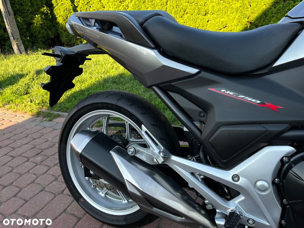 Honda NC - 27
