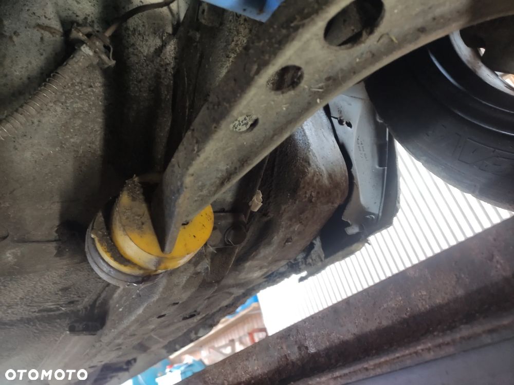 BMW Seria 3 - 24