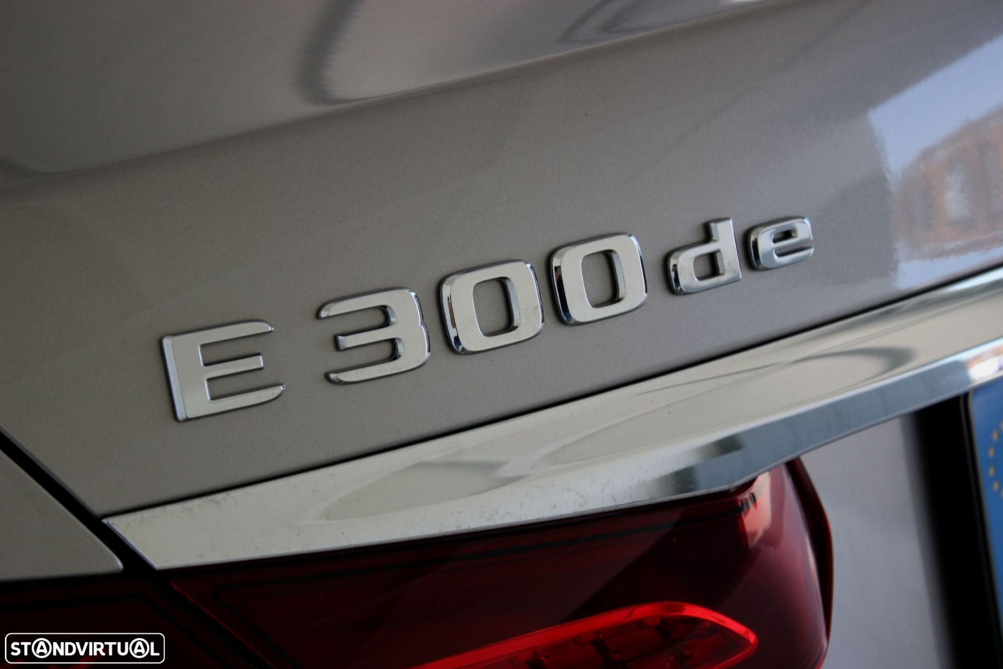Mercedes-Benz E 300 de AMG Line - 10