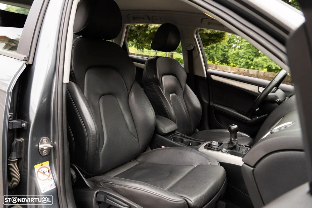Audi A4 Avant 2.0 TDI Business Line S-line - 23
