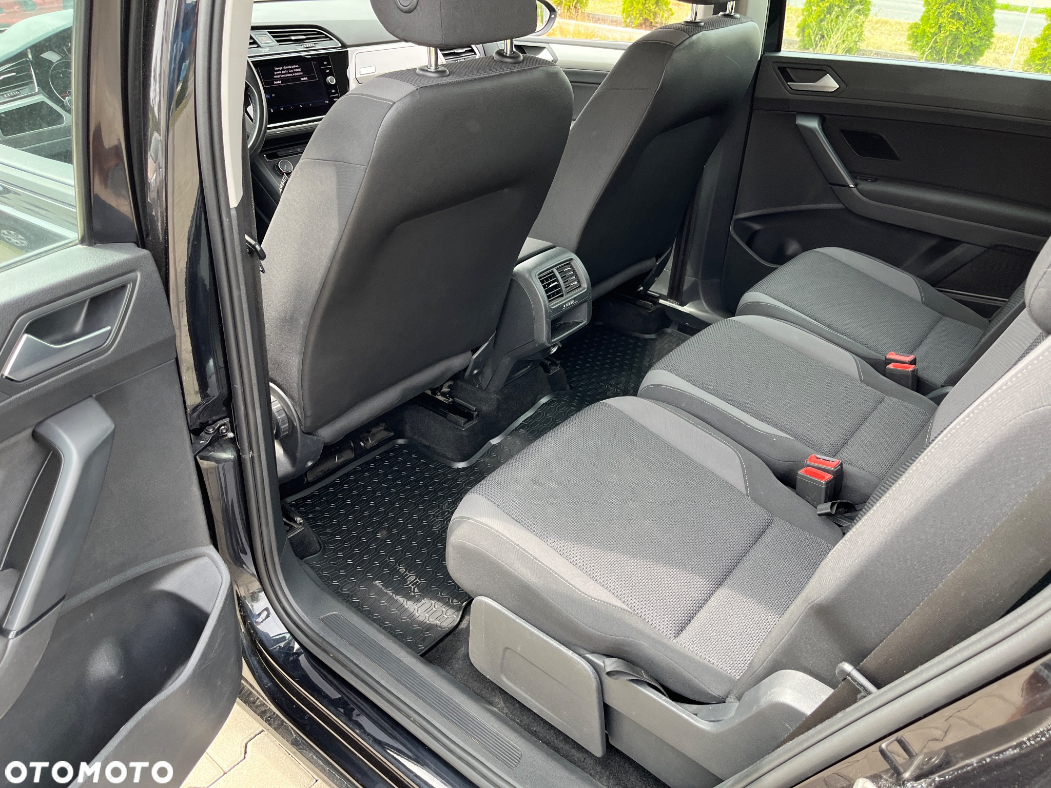 Volkswagen Touran 1.6 TDI SCR (BlueMotion Technology) DSG Trendline - 17
