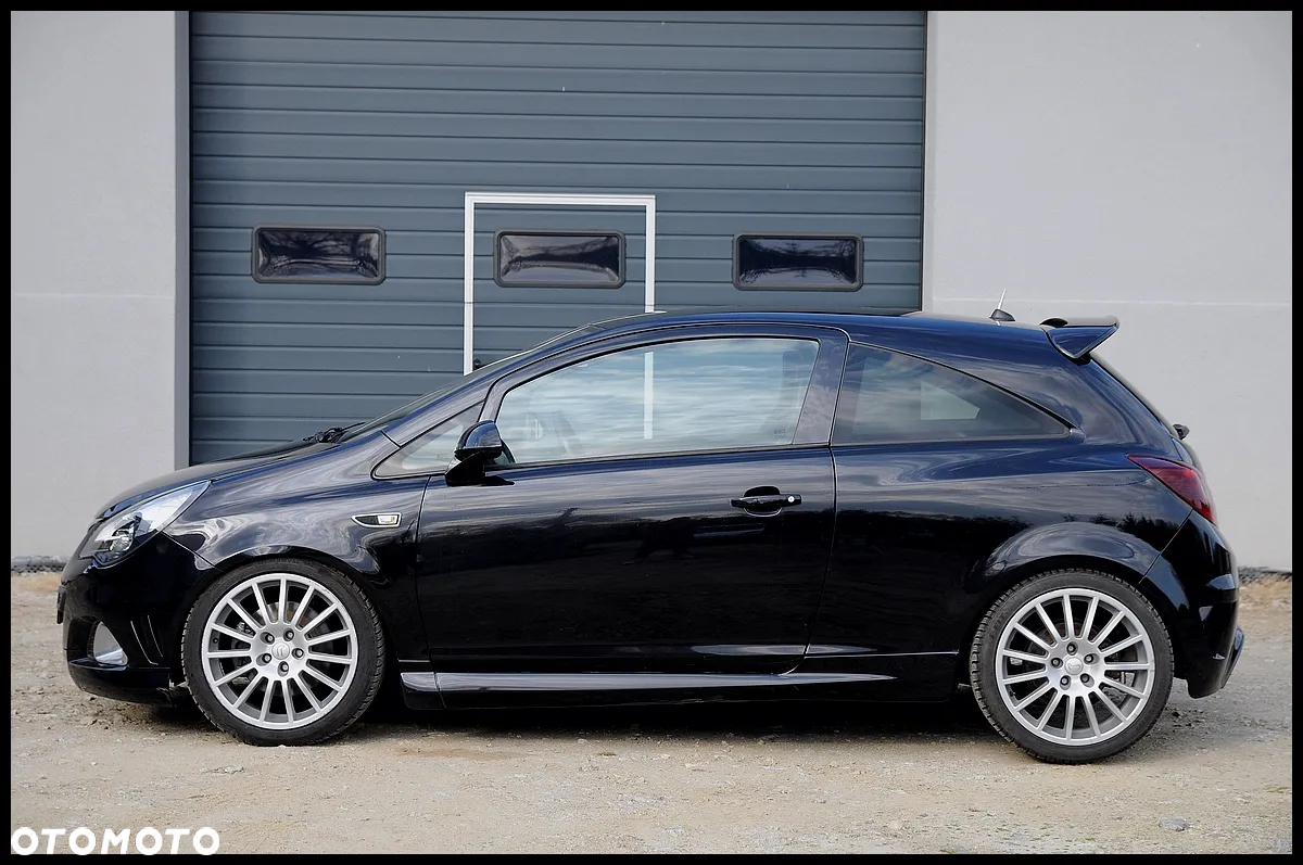 Opel Corsa 1.6 Turbo OPC - 25