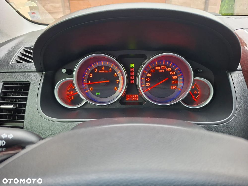 Mazda CX-9 3.7 V6 - 4